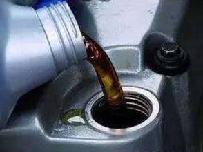 爱车烧机油尾管冒青烟？深度解析背后的元凶，起动机并非直接关联